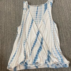 Blue and white tank